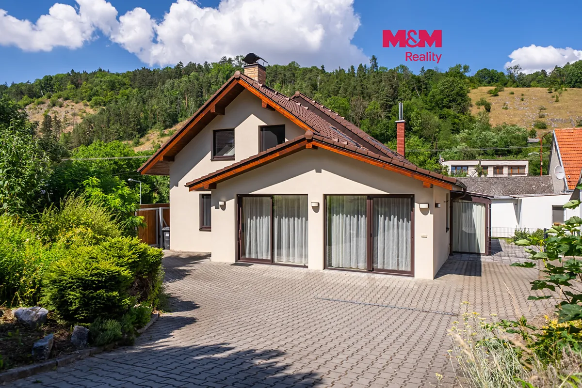 Prodej rodinného domu 170 m², pozemek 1928 m²